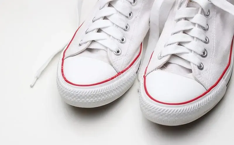 必一运动官网百度取证**引领潮流：2024 春季必备小众单
鞋，尽显优雅与个性**