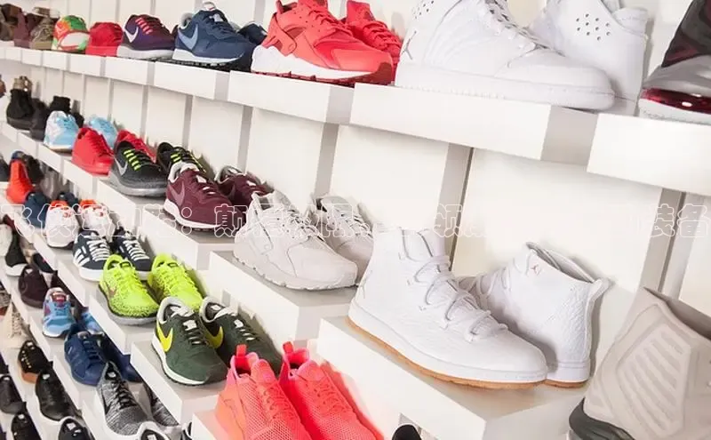 b体育(中国)官方网站京东飞侠运动鞋：颠覆极限，引领潮流的运动装备