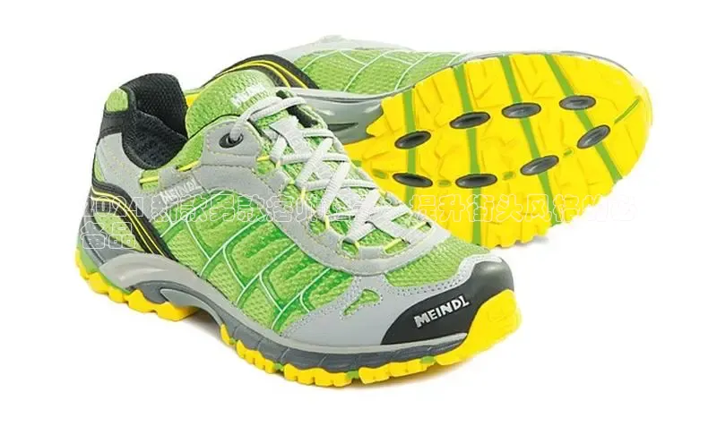 B体育必一官网观星盘2024 新款男款痞帅鞋子：提升街头风格的必
备品