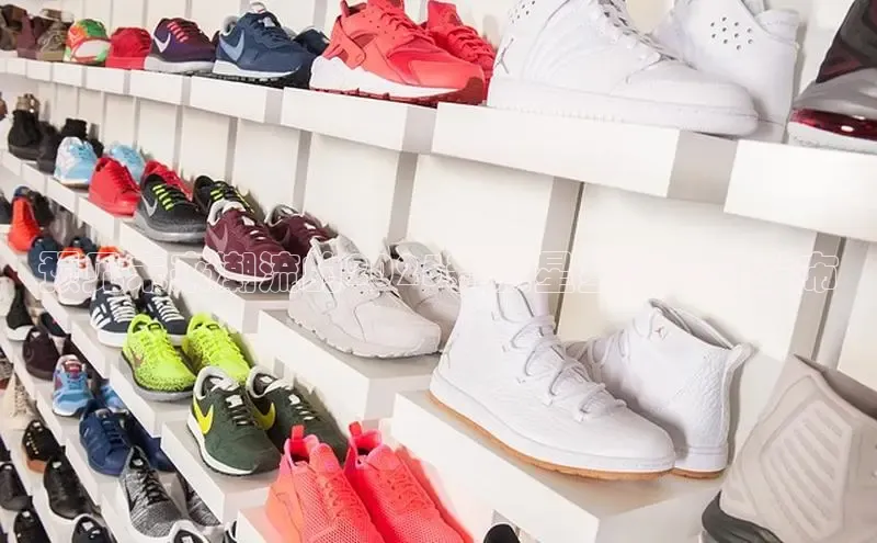 必一运动官网登录入口小红书预见未来潮流的2025新款星星运动鞋发布